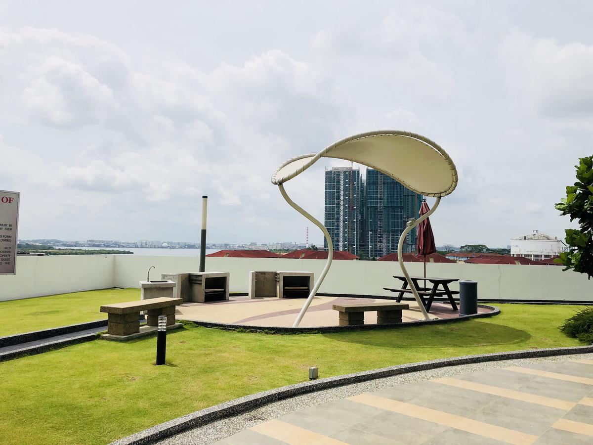 Loving&Comfy Ensuite By Crescent Bay Johor Bahru Bagian luar foto