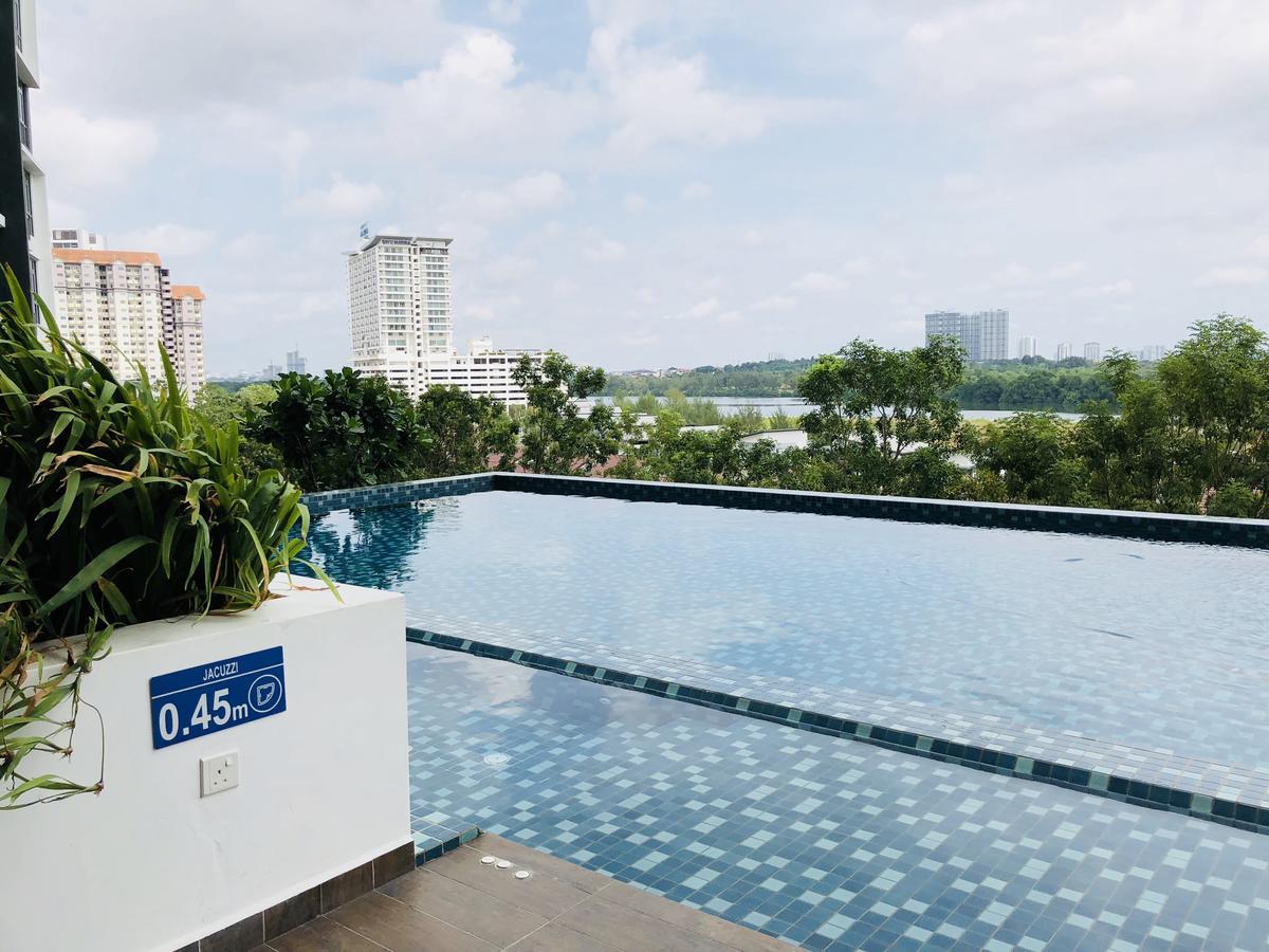Loving&Comfy Ensuite By Crescent Bay Johor Bahru Bagian luar foto
